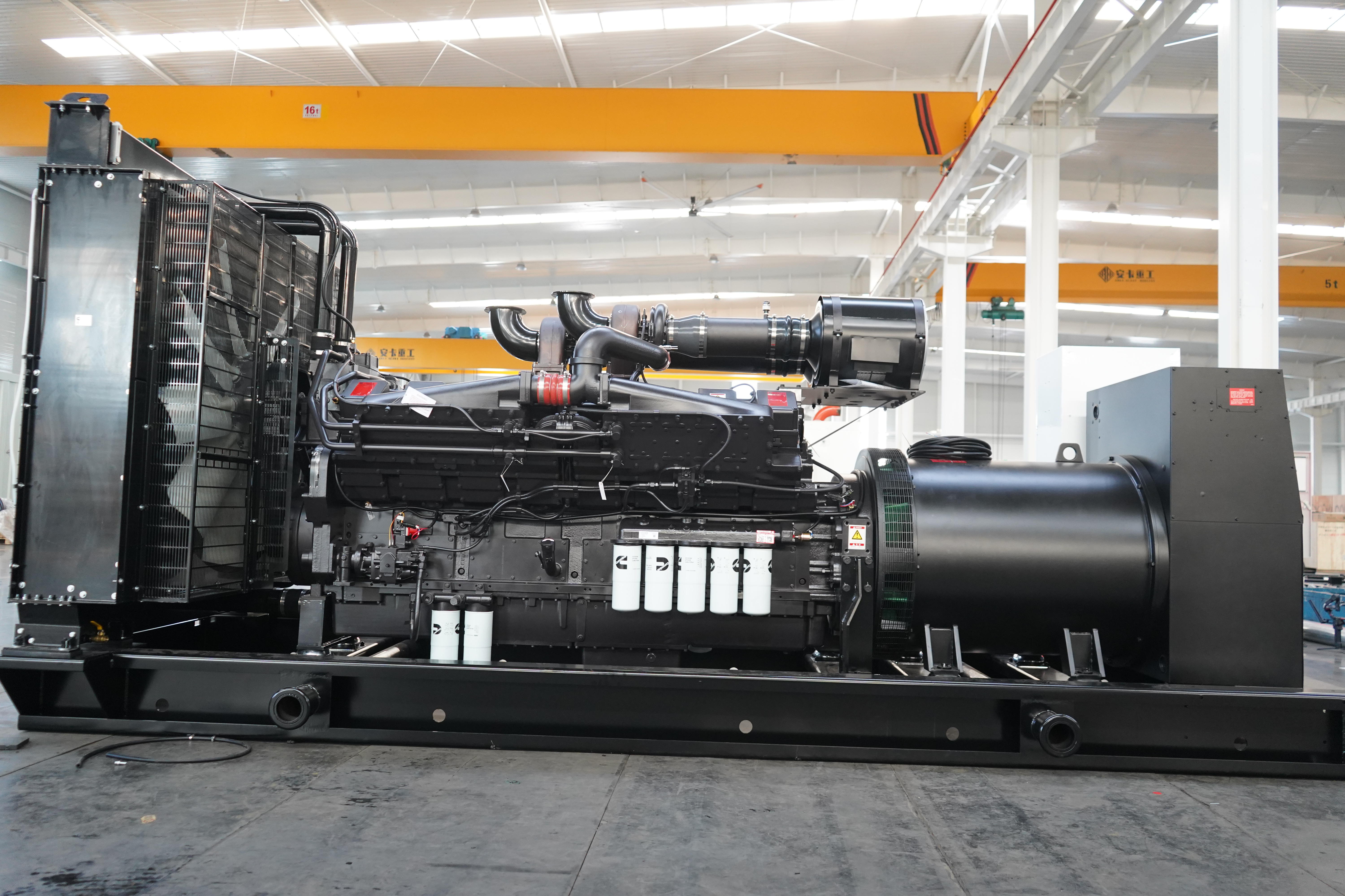 Unmatched Power And Reliability: The Cummins 1000KW Open-Type Diesel Generator Set