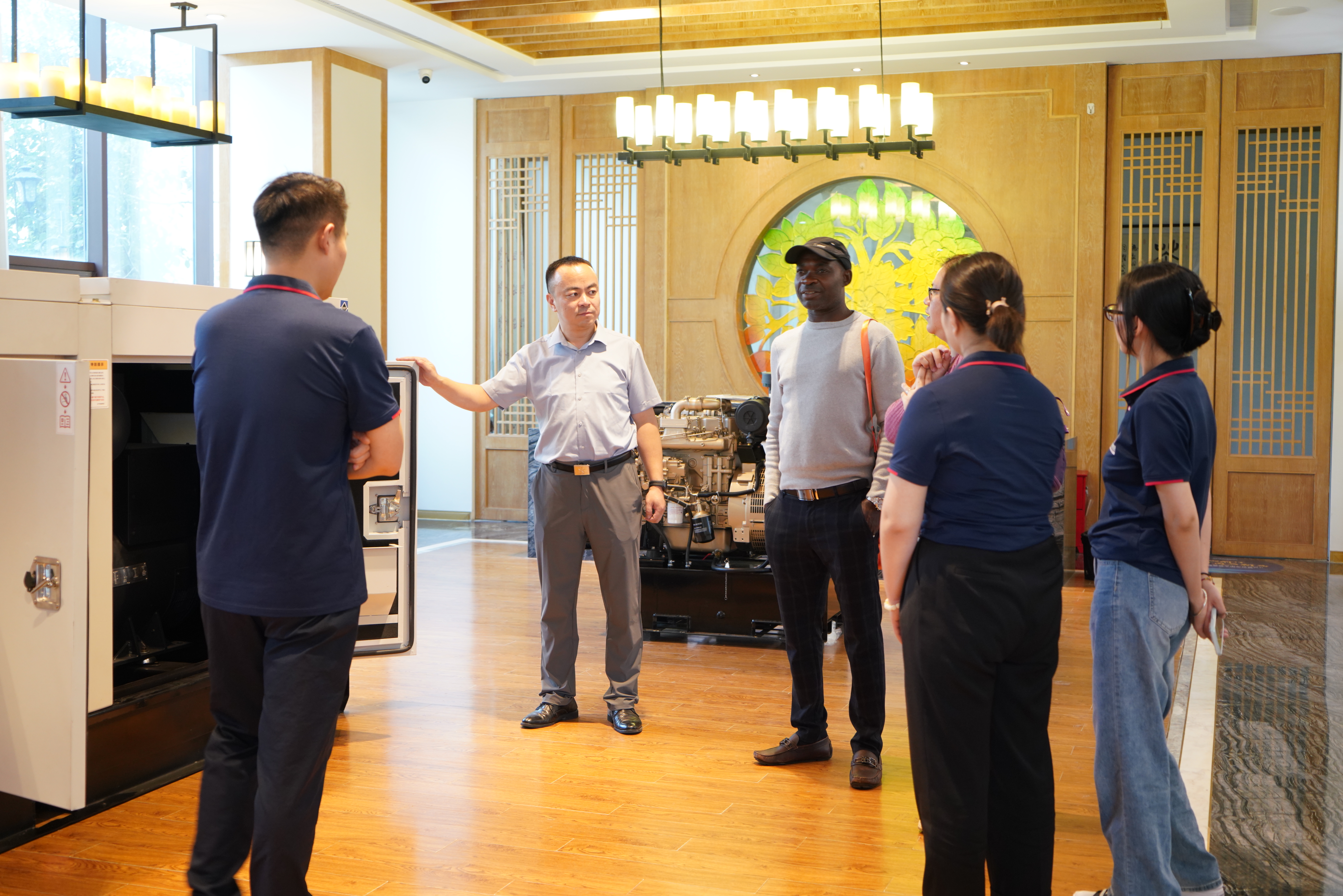 Welcome Nigerian Customers to Visit KAWO Factory